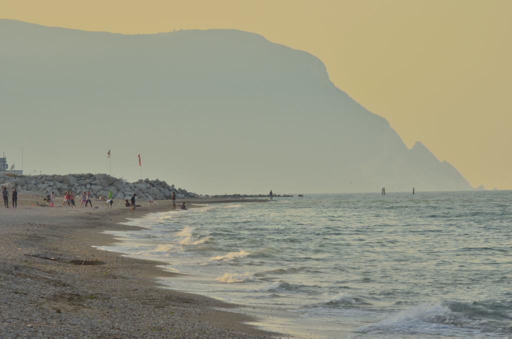 Camping La Pineta Porto Recanati Luaran gambar